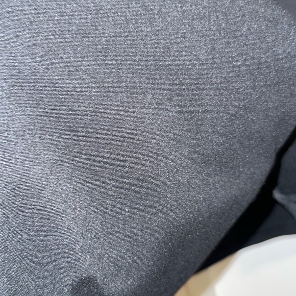 Under Armour Black ColdGear Top - Picture 7 of 10